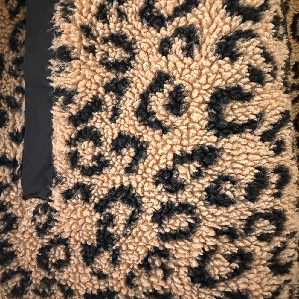 Sanctuary Leopard Print Sherpa Coat in Tan and Black - Picture 3 of 4